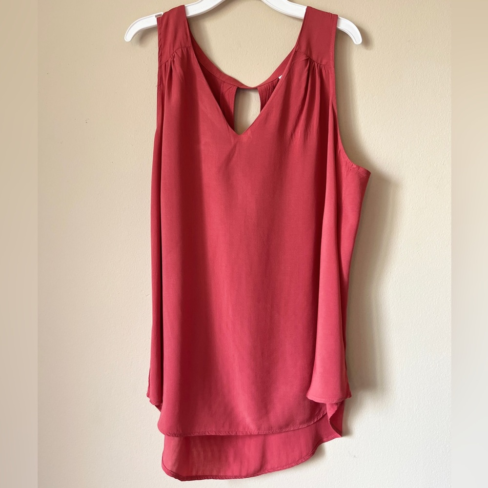 Asymmetrical sleeveless top